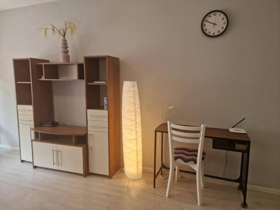 Cozy Central Apartment In Outskirts Of Old Σόφια Εξωτερικό φωτογραφία